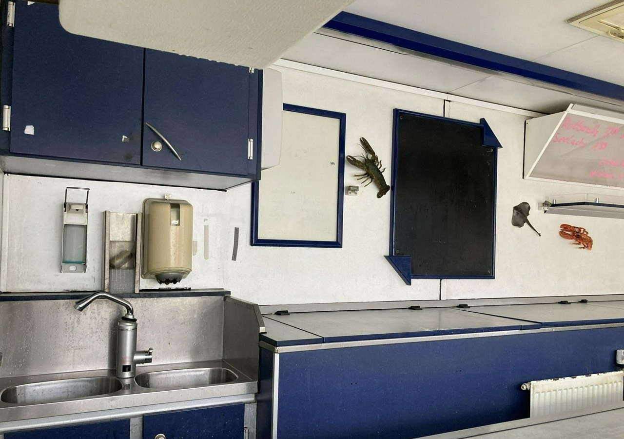 Fiat Ducato Autosklep mięso-ryba Gastronomiczny Food Truck Foodtruck sklep 2004 - Торговый грузовик, Лёгкий коммерческий автомобиль: фото 3 Fiat Ducato Autosklep mięso-ryba Gastronomiczny Food Truck Foodtruck sklep 2004 - Торговый грузовик, Лёгкий коммерческий автомобиль: фото 3