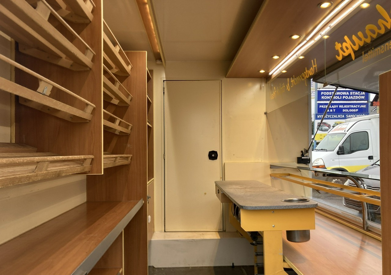 Fiat Ducato Autosklep pieczy Gastronomiczny Food Truck Foodtruck sklep bar 2013 - Торговый грузовик: фото 5 Fiat Ducato Autosklep pieczy Gastronomiczny Food Truck Foodtruck sklep bar 2013 - Торговый грузовик: фото 5