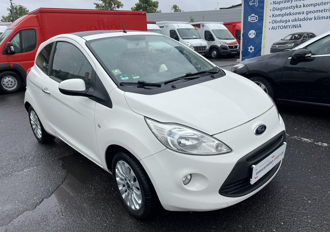 Ford KA II Ford KA 1.2 Champions Edition Klima Panorama 2012 - Хэтчбек: фото 2 Ford KA II Ford KA 1.2 Champions Edition Klima Panorama 2012 - Хэтчбек: фото 2