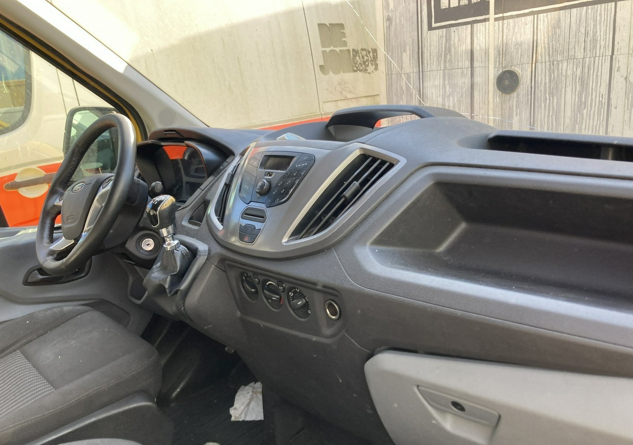 Цельнометаллический фургон Ford Transit Transit 2.2 Klima 2016: фото 7