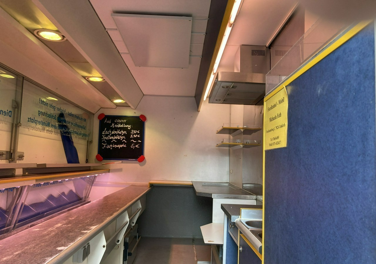Inna Inny Autosklep wędlin Gastronomiczna food truck foodtruck sklep Klima199 - Торговый прицеп: фото 2 Inna Inny Autosklep wędlin Gastronomiczna food truck foodtruck sklep Klima199 - Торговый прицеп: фото 2