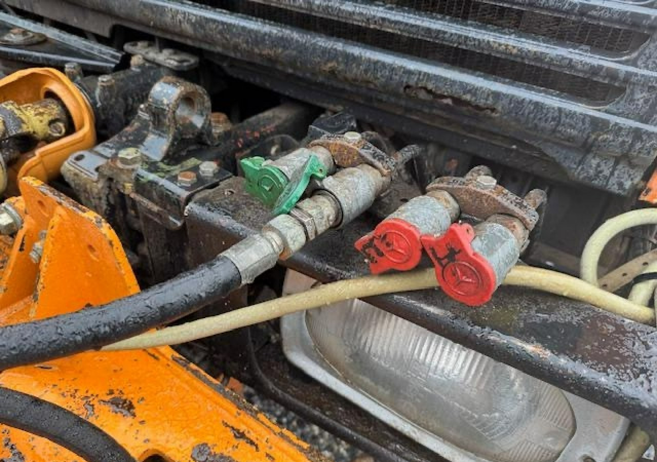 Inna Inny Unimog 4X4 Kosiarka bijakowa teleskopowa posypywarka pług odśnieżark - Грузовик бортовой/ Платформа, Коммунальная/ Специальная техника: фото 5 Inna Inny Unimog 4X4 Kosiarka bijakowa teleskopowa posypywarka pług odśnieżark - Грузовик бортовой/ Платформа, Коммунальная/ Специальная техника: фото 5