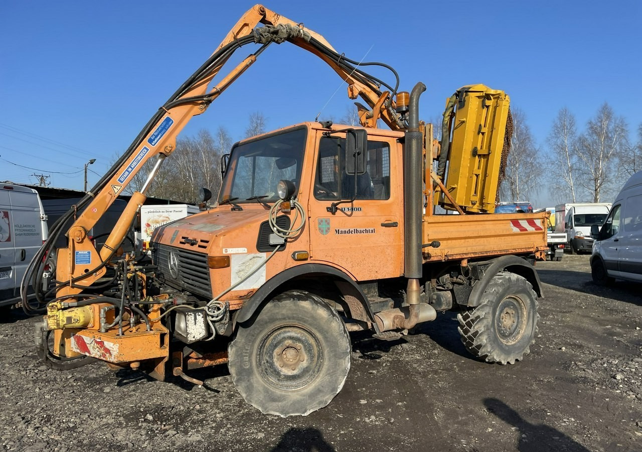 Inna Inny Unimog 4X4 Kosiarka bijakowa teleskopowa posypywarka pług odśnieżark - Грузовик бортовой/ Платформа, Коммунальная/ Специальная техника: фото 3 Inna Inny Unimog 4X4 Kosiarka bijakowa teleskopowa posypywarka pług odśnieżark - Грузовик бортовой/ Платформа, Коммунальная/ Специальная техника: фото 3