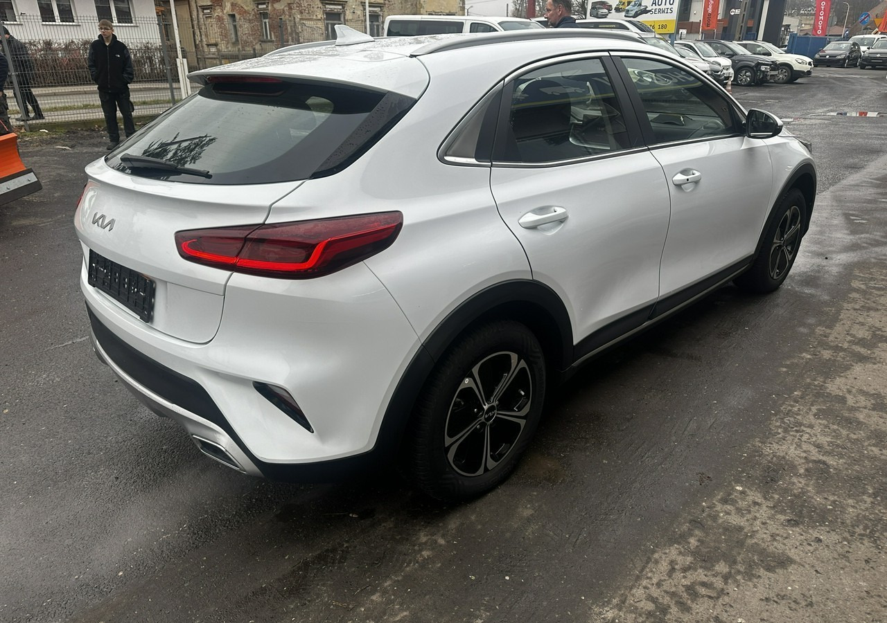 Kia Xceed 1.6 GDI Hybryda Plug-in 50 km na prądzie 2022 - Хэтчбек: фото 2 Kia Xceed 1.6 GDI Hybryda Plug-in 50 km na prądzie 2022 - Хэтчбек: фото 2