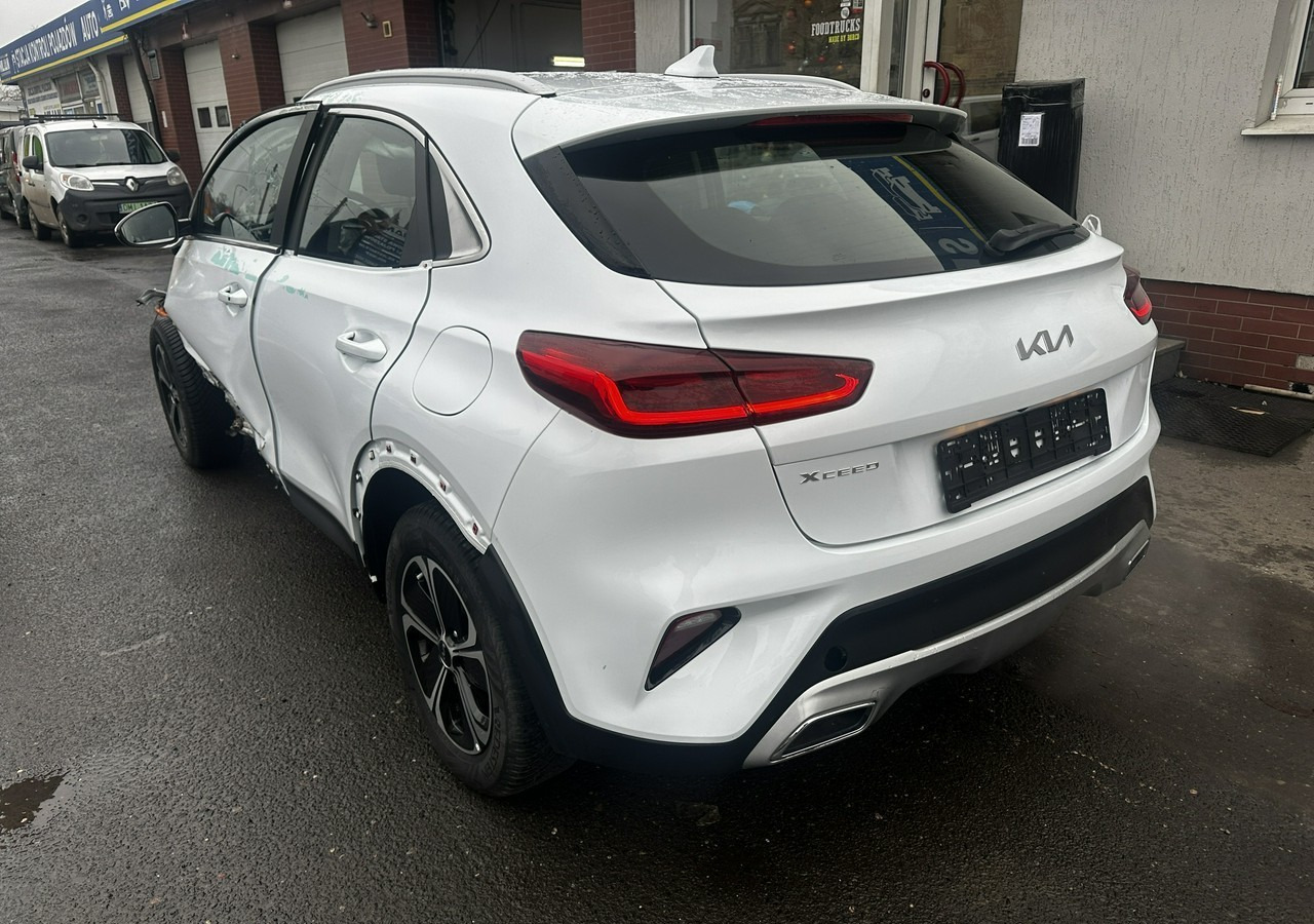 Kia Xceed 1.6 GDI Hybryda Plug-in 50 km na prądzie 2022 - Хэтчбек: фото 3 Kia Xceed 1.6 GDI Hybryda Plug-in 50 km na prądzie 2022 - Хэтчбек: фото 3