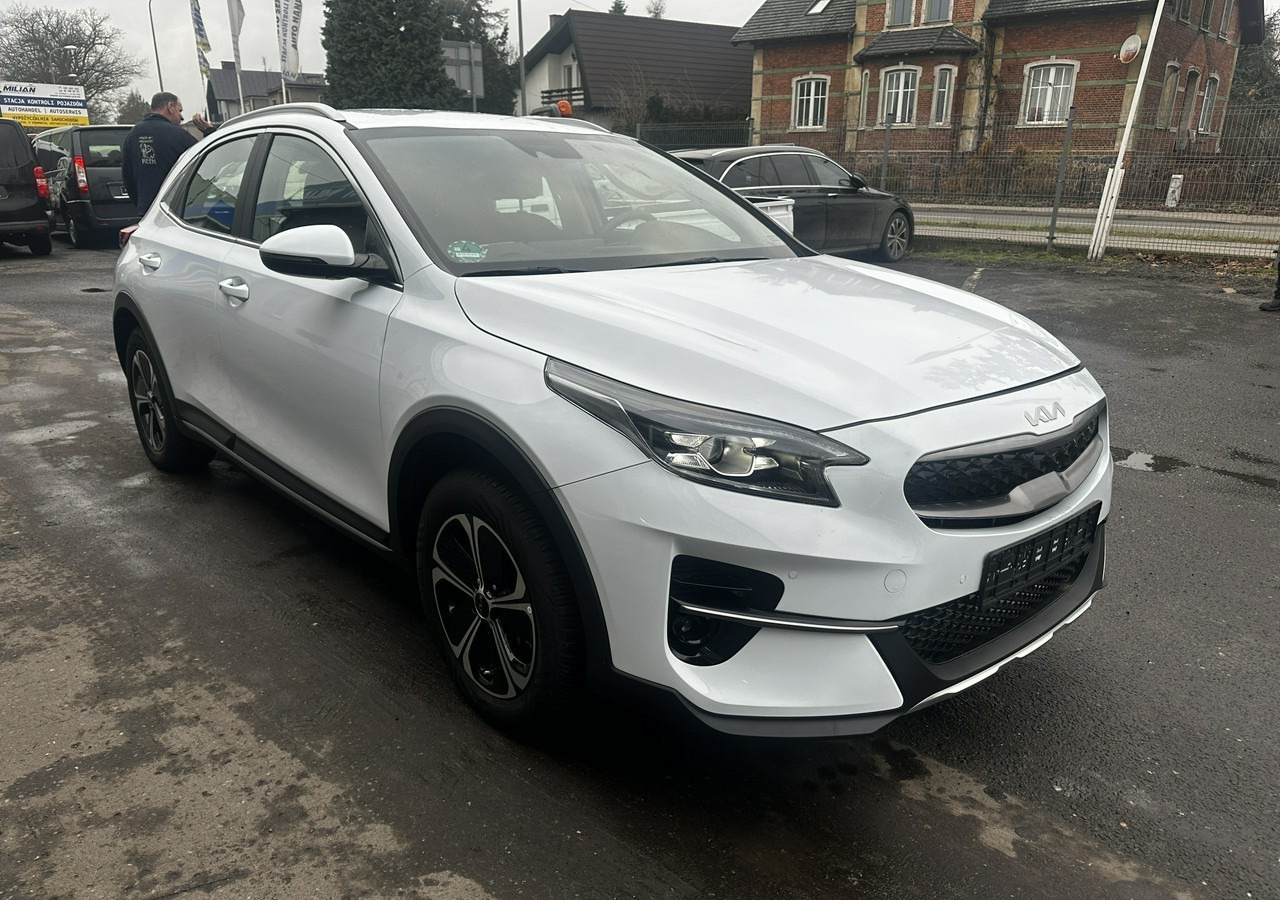 Kia Xceed 1.6 GDI Hybryda Plug-in 50 km na prądzie 2022 - Хэтчбек: фото 1 Kia Xceed 1.6 GDI Hybryda Plug-in 50 km na prądzie 2022 - Хэтчбек: фото 1