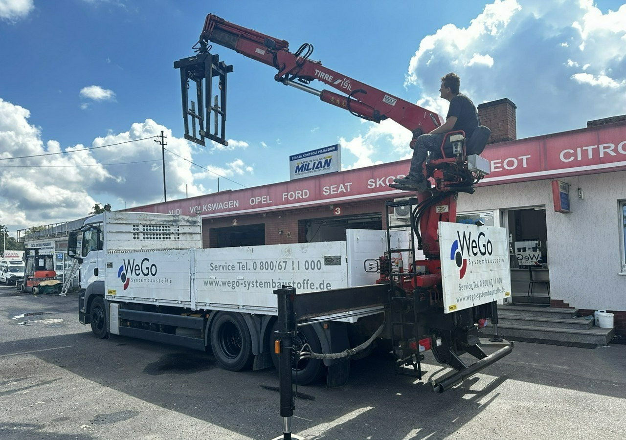 MAN Inny MAN MAN TGS 26.360 Skrzynia HDS + hwytak 2008 - Грузовик бортовой/ Платформа, Автоманипулятор: фото 3 MAN Inny MAN MAN TGS 26.360 Skrzynia HDS + hwytak 2008 - Грузовик бортовой/ Платформа, Автоманипулятор: фото 3