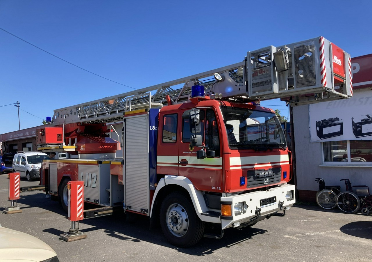 MAN Inny MAN Man 15,280 Straż pożarna drabina Strażacka zwyżka podnośnik 32m Metz - Пожарная машина: фото 1 MAN Inny MAN Man 15,280 Straż pożarna drabina Strażacka zwyżka podnośnik 32m Metz - Пожарная машина: фото 1
