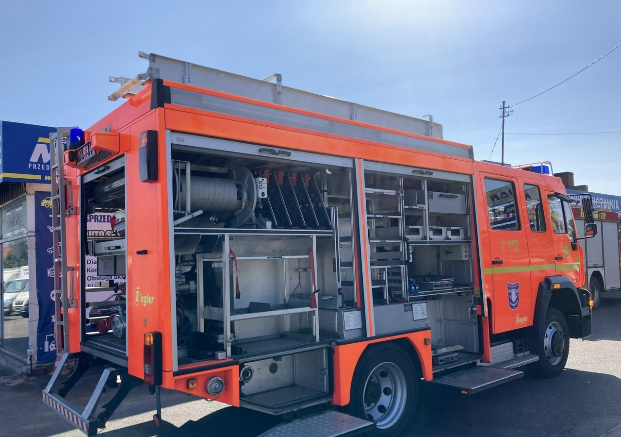 MAN MAN 15,250 Straż pożarna gaśnicza 9-osobowa 4X4 Wóz strażacki MAN 15,250 Straż pożarna gaśnicza 9-osobowa 4X4 Wóz strażacki - Пожарная машина: фото 1 MAN MAN 15,250 Straż pożarna gaśnicza 9-osobowa 4X4 Wóz strażacki MAN 15,250 Straż pożarna gaśnicza 9-osobowa 4X4 Wóz strażacki - Пожарная машина: фото 1