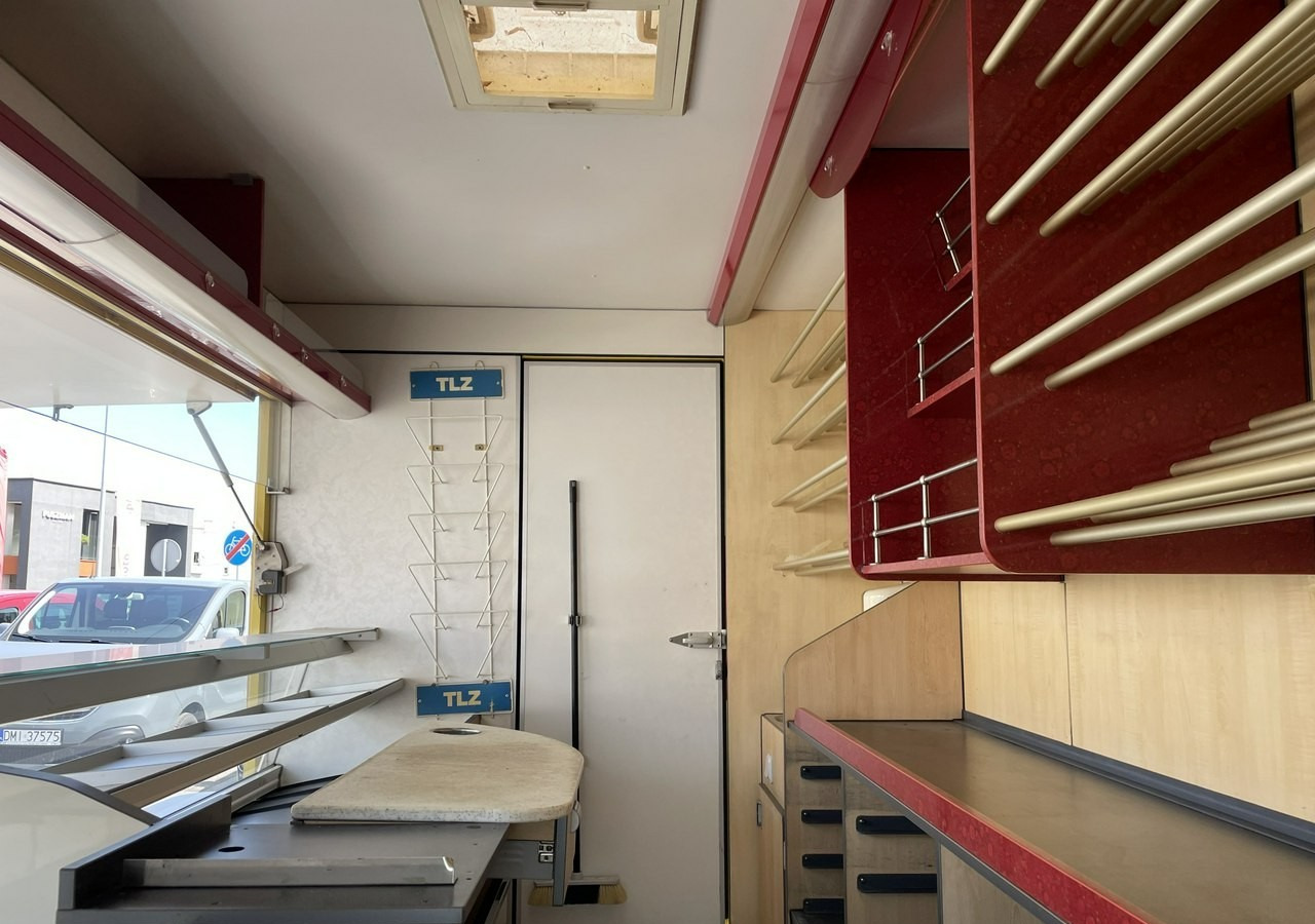 Mercedes-Benz Sprinter Autosklep piec Sklep Gastronomiczny Food Truck Foodtruck bar BORCO20 - Торговый грузовик: фото 4 Mercedes-Benz Sprinter Autosklep piec Sklep Gastronomiczny Food Truck Foodtruck bar BORCO20 - Торговый грузовик: фото 4