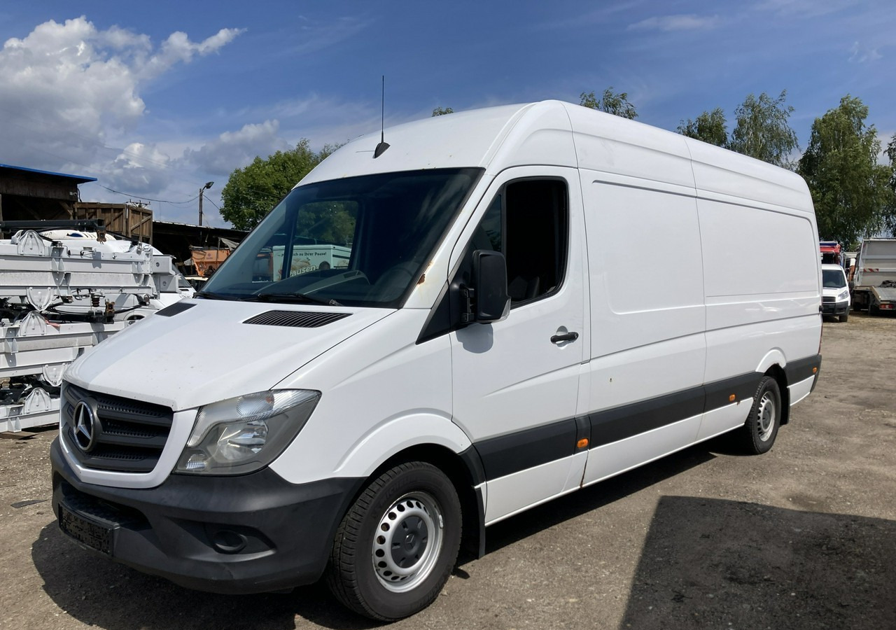 Mercedes-Benz Sprinter Sprinter 313CDI Max 2015 - Цельнометаллический фургон: фото 1 Mercedes-Benz Sprinter Sprinter 313CDI Max 2015 - Цельнометаллический фургон: фото 1