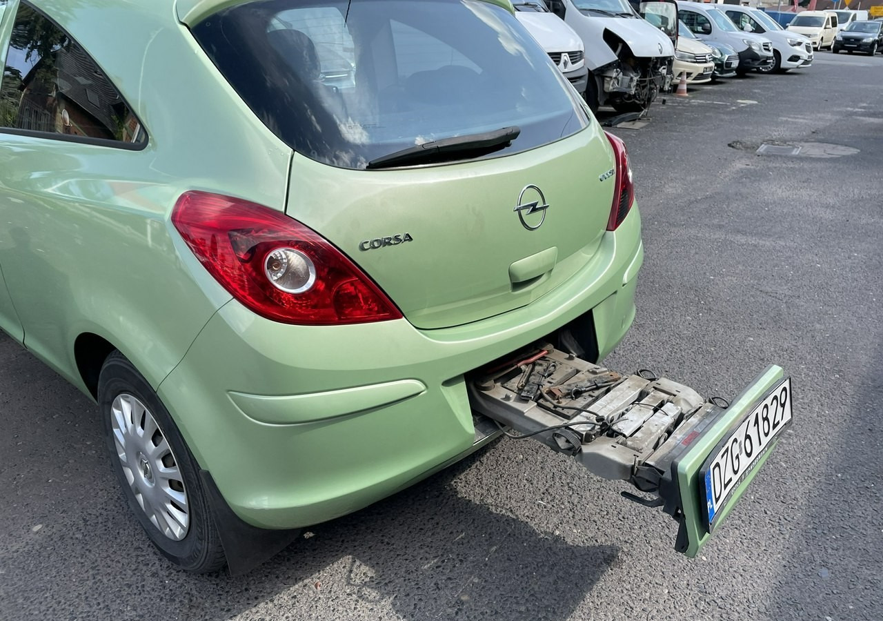 Opel Corsa D Opel Corsa 1,2-16V Klima Salon PL Bagażnik na Rowery Model 2010 - Хэтчбек: фото 2 Opel Corsa D Opel Corsa 1,2-16V Klima Salon PL Bagażnik na Rowery Model 2010 - Хэтчбек: фото 2