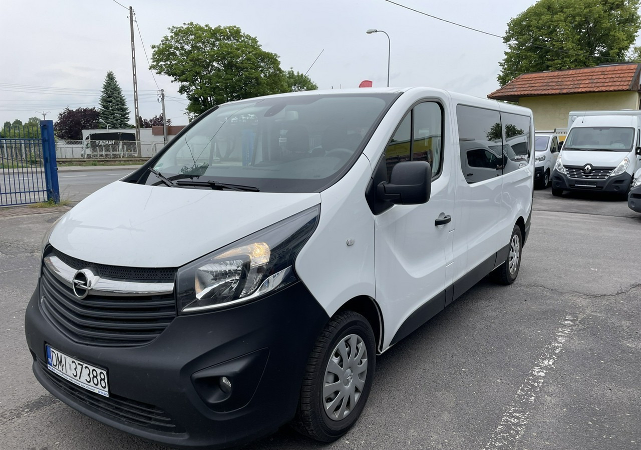 Opel Vivaro III Vivaro dla Niepełnosprawnych Inwalida Rampa na 2 Wózki 2019 PFRON - Легковой автомобиль: фото 2 Opel Vivaro III Vivaro dla Niepełnosprawnych Inwalida Rampa na 2 Wózki 2019 PFRON - Легковой автомобиль: фото 2