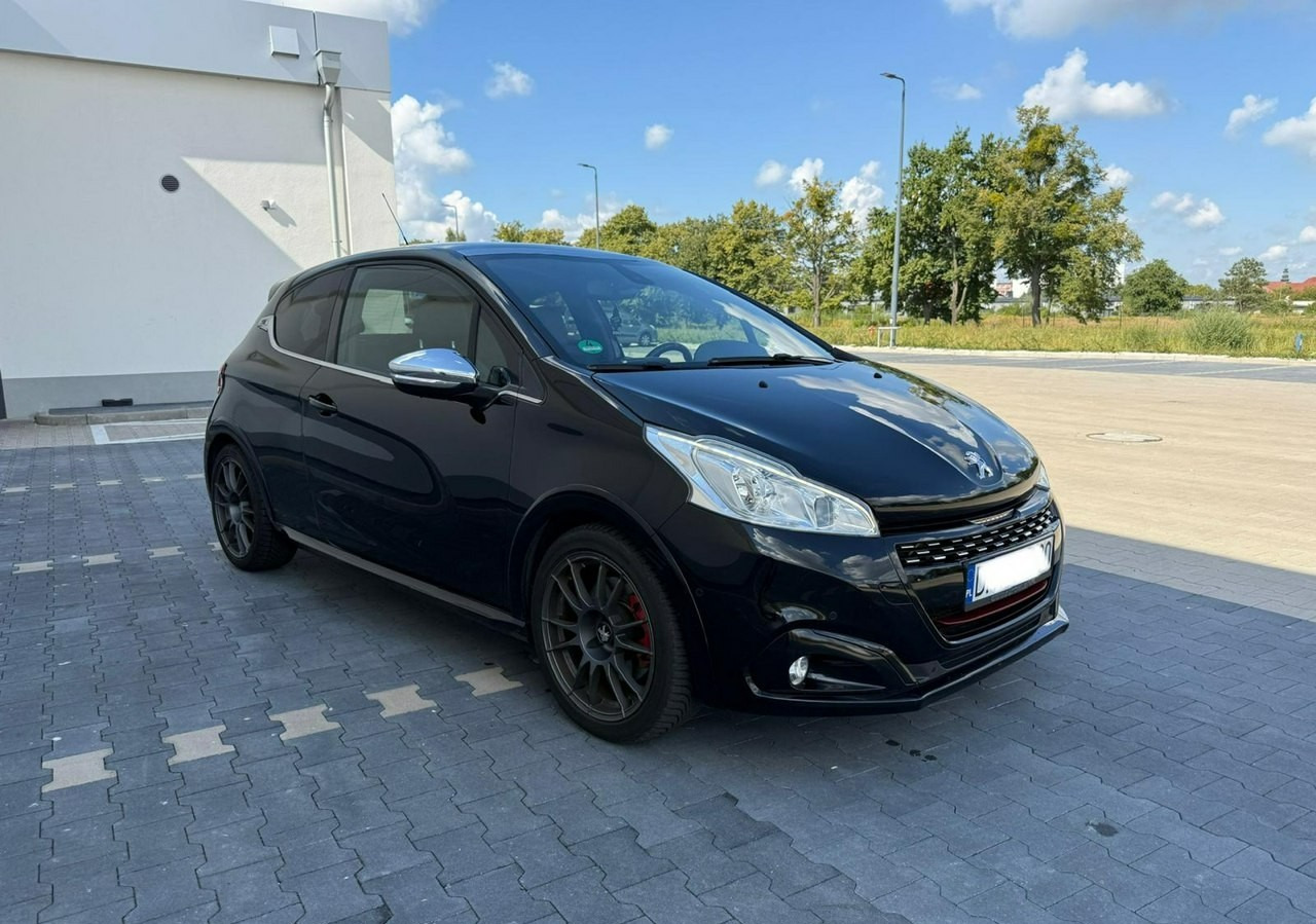 Peugeot 208 I 208GTI Sport 1.6THP 208KM Panorama Led JBL Navi Kamera OZ-Racing 201 - Хэтчбек: фото 5 Peugeot 208 I 208GTI Sport 1.6THP 208KM Panorama Led JBL Navi Kamera OZ-Racing 201 - Хэтчбек: фото 5