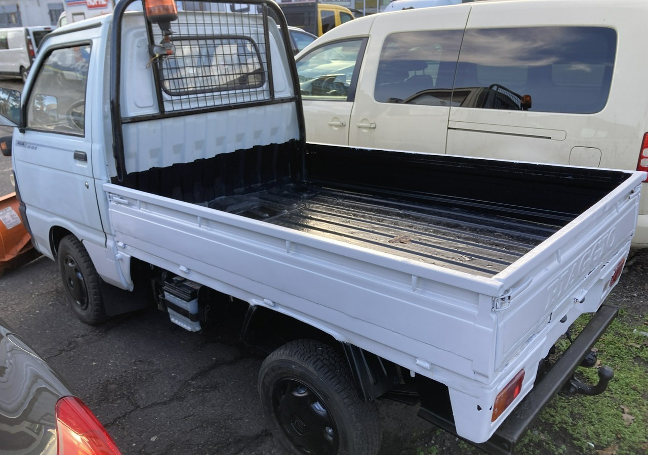 Piaggio Piaggio Porter 4X4 Skrzynia odśnieżarka Pług 2011 - Снегоуборочная машина: фото 5 Piaggio Piaggio Porter 4X4 Skrzynia odśnieżarka Pług 2011 - Снегоуборочная машина: фото 5