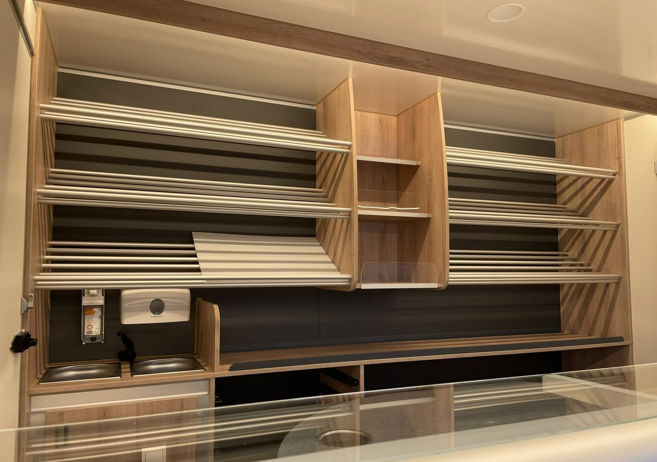 Renault Master Autosklep piec Sklep Gastronomiczny Food Truck Foodtruck bar Borco20 - Торговый грузовик: фото 5 Renault Master Autosklep piec Sklep Gastronomiczny Food Truck Foodtruck bar Borco20 - Торговый грузовик: фото 5