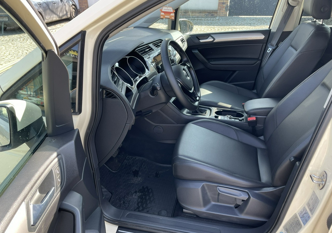 Volkswagen Touran III 2.0 TDI DSG Automat 7osobowy 2020 - Легковой автомобиль: фото 5 Volkswagen Touran III 2.0 TDI DSG Automat 7osobowy 2020 - Легковой автомобиль: фото 5
