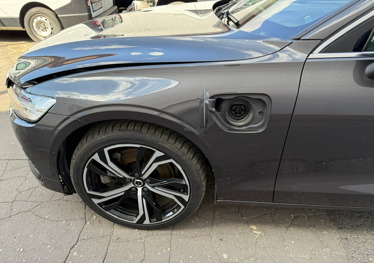 Легковой автомобиль Volvo V60 II Volvo V60 2.0 T8 Plug-in Hybrid 455KM AWD Bogata Wersja Model 2024: фото 19