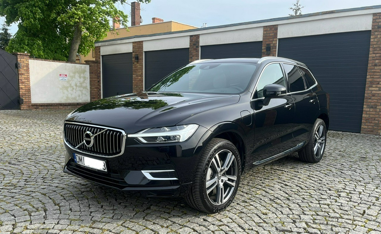 Volvo XC60 II XC60 Recharge Hybryda Plug-in 2.0T8 390KM Inscription Faktura Vat 23 - Внедорожник: фото 1 Volvo XC60 II XC60 Recharge Hybryda Plug-in 2.0T8 390KM Inscription Faktura Vat 23 - Внедорожник: фото 1