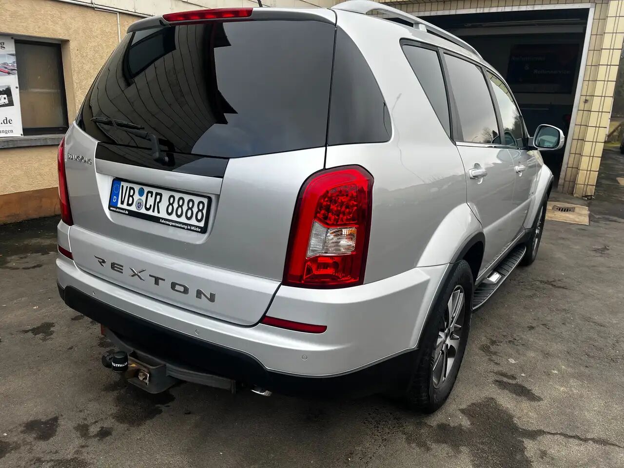 SsangYong Rexton Rexton 2.2 TD 4x4|AUTOM|7SITZ - Внедорожник: фото 4 SsangYong Rexton Rexton 2.2 TD 4x4|AUTOM|7SITZ - Внедорожник: фото 4