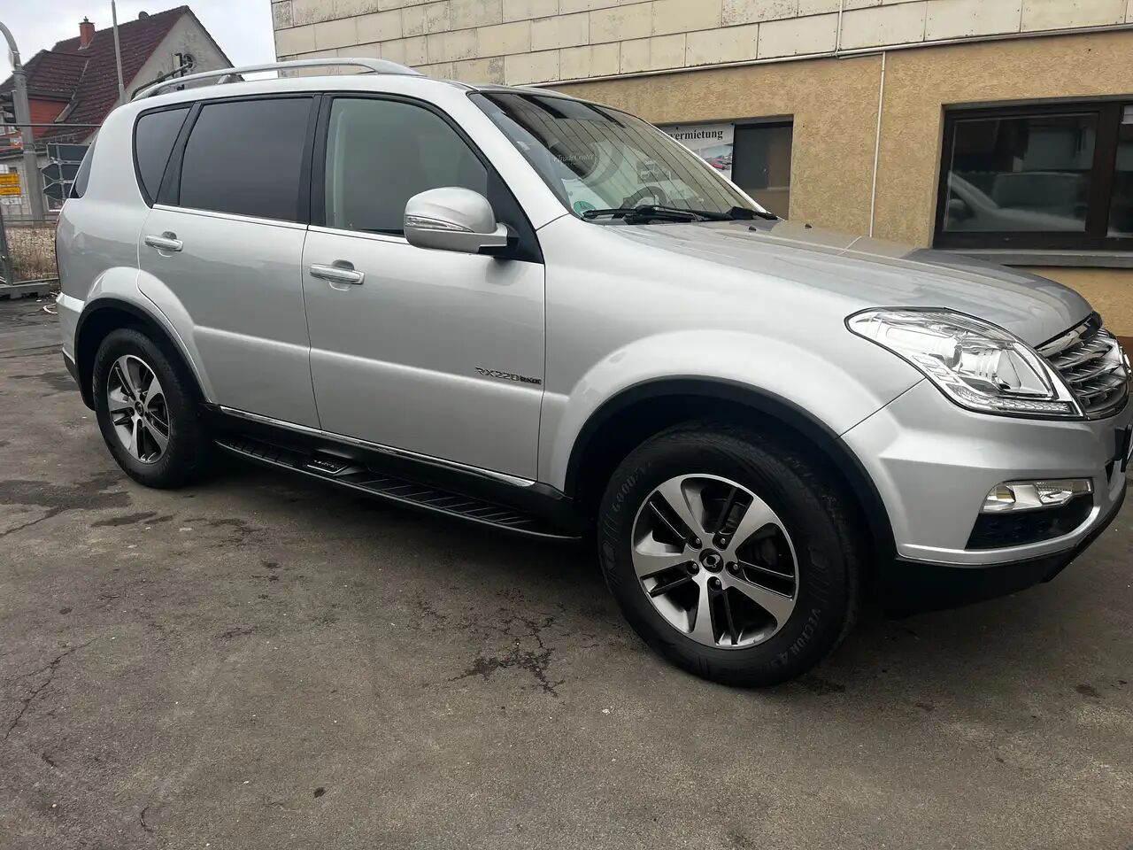 SsangYong Rexton Rexton 2.2 TD 4x4|AUTOM|7SITZ - Внедорожник: фото 3 SsangYong Rexton Rexton 2.2 TD 4x4|AUTOM|7SITZ - Внедорожник: фото 3