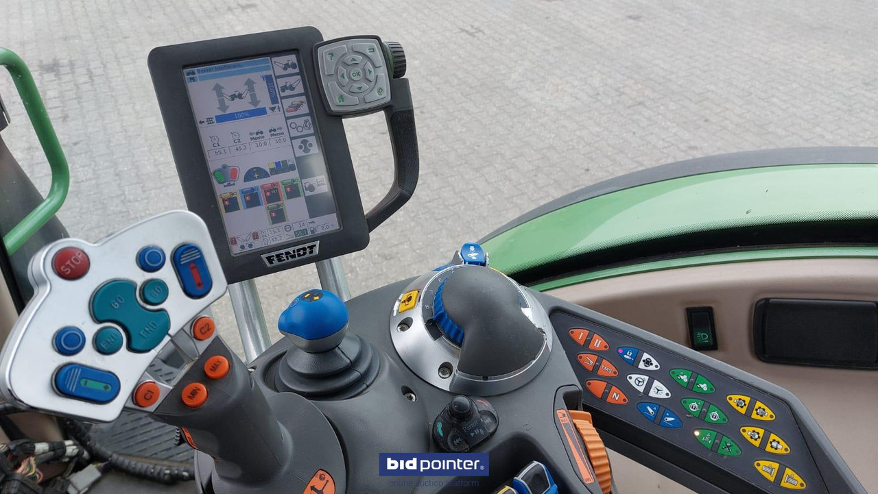Fendt 720 Vario - Трактор: фото 3 Fendt 720 Vario - Трактор: фото 3