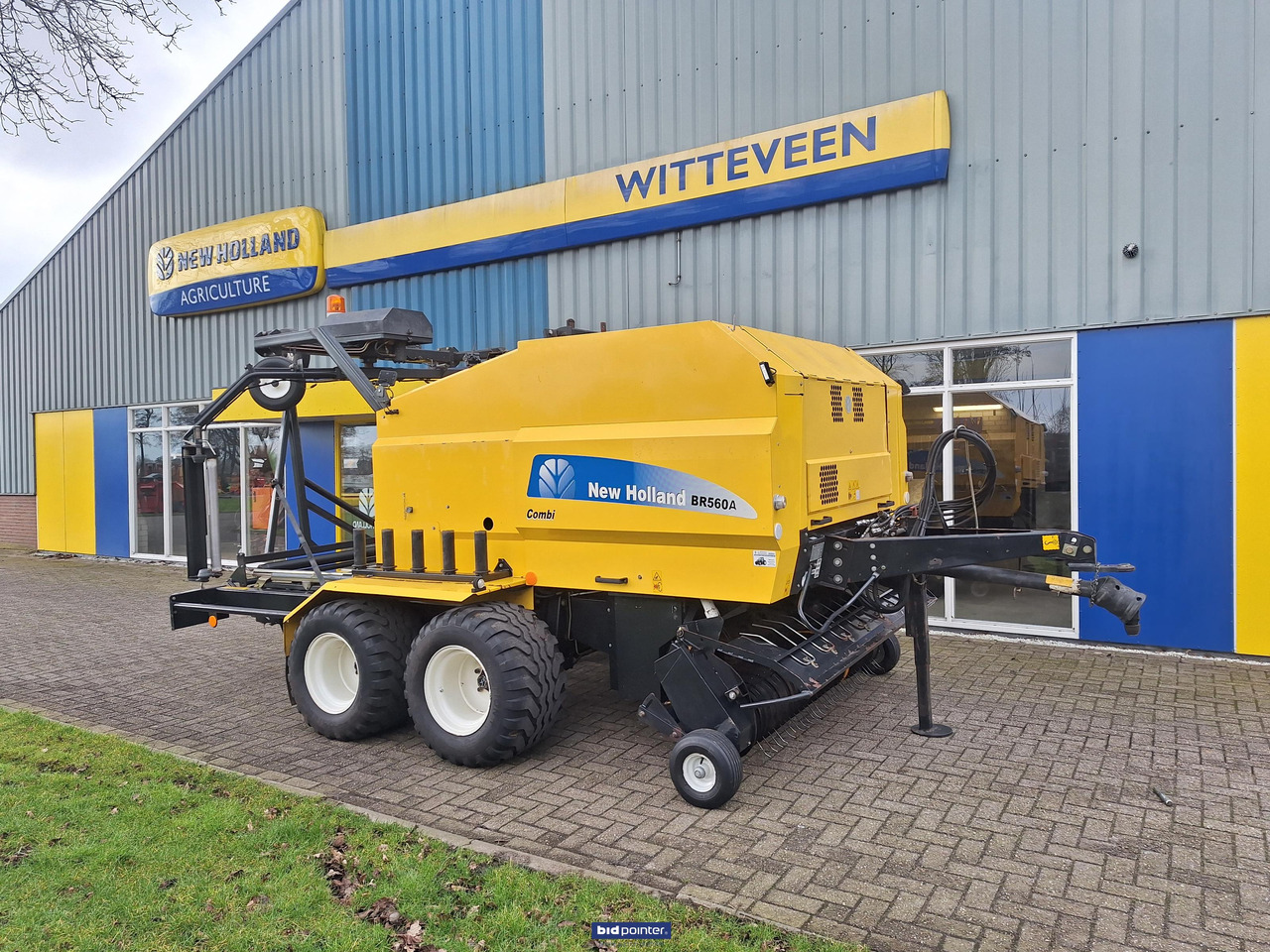 New Holland BR560A pers wikkel combinatie - Пресс-подборщик рулонный, Обмотчик рулонов: фото 1 New Holland BR560A pers wikkel combinatie - Пресс-подборщик рулонный, Обмотчик рулонов: фото 1