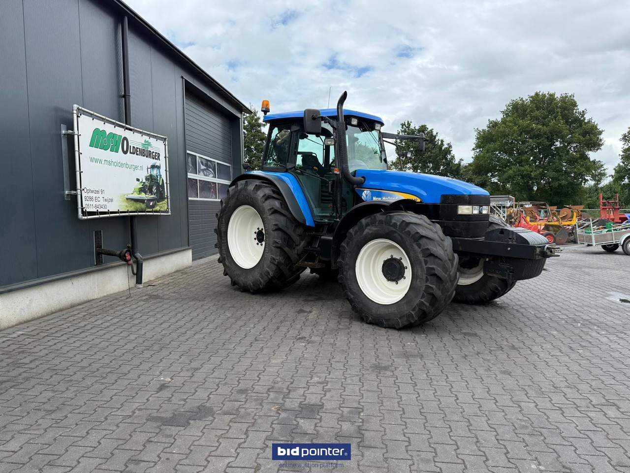 New Holland TM 140 - Трактор: фото 4 New Holland TM 140 - Трактор: фото 4