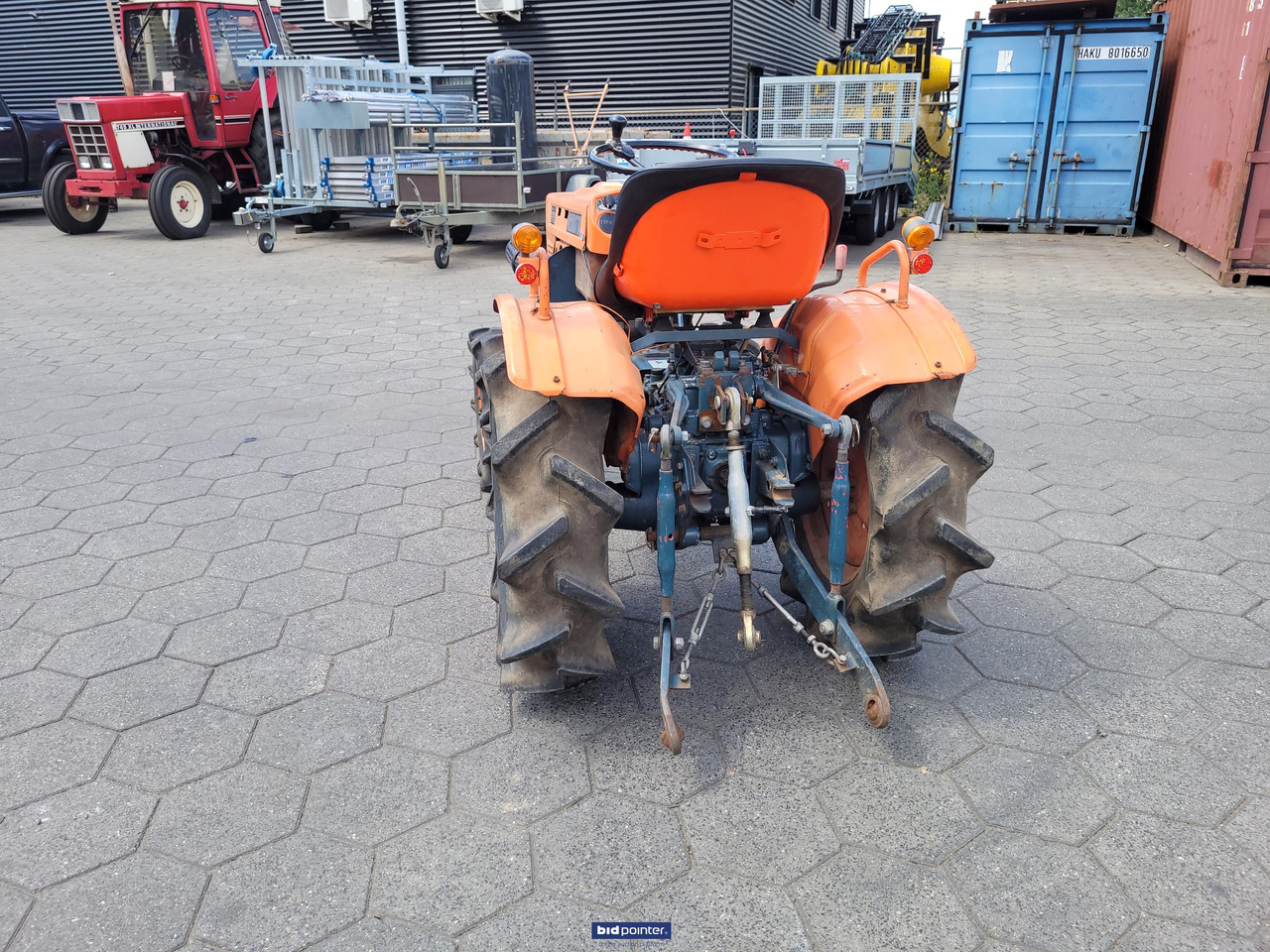 Kubota B7001 - Минитрактор: фото 5 Kubota B7001 - Минитрактор: фото 5