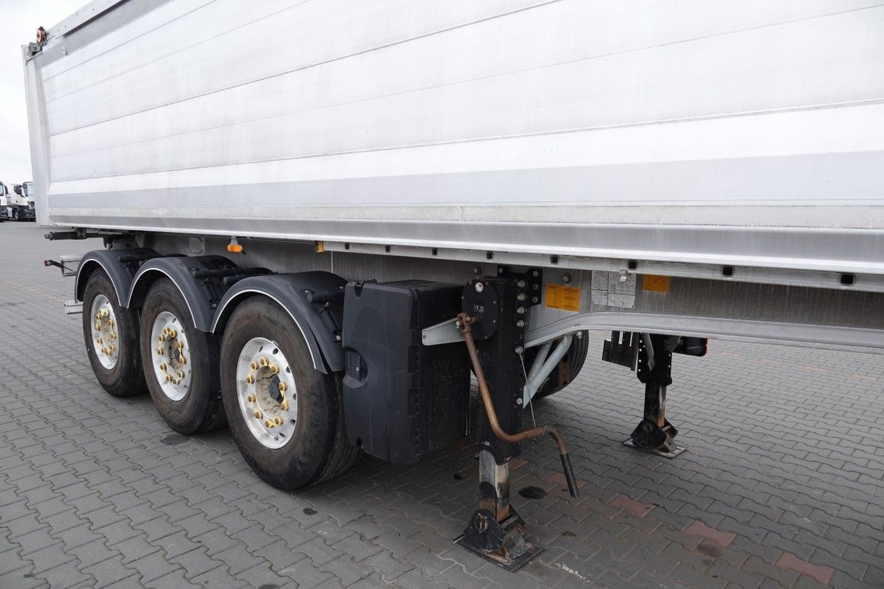 Benalu WYWROTKA / 26 m3 / ALUMINIOWA / OŚ PODNOSZONA / - Самосвальный полуприцеп: фото 5 Benalu WYWROTKA / 26 m3 / ALUMINIOWA / OŚ PODNOSZONA / - Самосвальный полуприцеп: фото 5