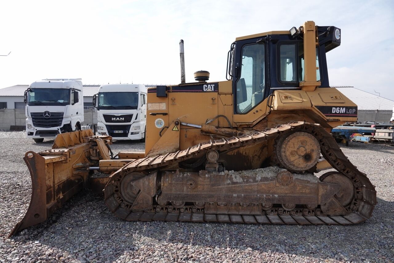 CAT D6M LGP / SPYCHARKA GĄSIENNICOWA / 2006 ROK - Бульдозер: фото 3 CAT D6M LGP / SPYCHARKA GĄSIENNICOWA / 2006 ROK - Бульдозер: фото 3