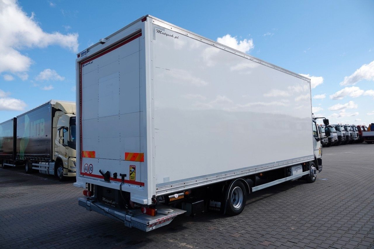 DAF LF 210 / KONTENER - 7 M / SOLÓWKA / WINDA DHOLLA - Грузовик с закрытым кузовом: фото 3 DAF LF 210 / KONTENER - 7 M / SOLÓWKA / WINDA DHOLLA - Грузовик с закрытым кузовом: фото 3