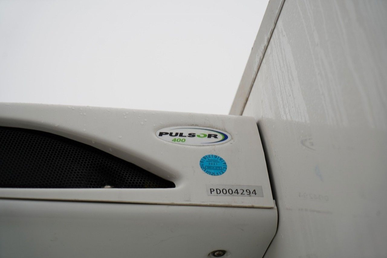 Малотоннажный рефрижератор Iveco DAILY 35-140 / CHŁODNIA / AGREGAT PULSOR 400 / W: фото 27 Малотоннажный рефрижератор Iveco DAILY 35-140 / CHŁODNIA / AGREGAT PULSOR 400 / W: фото 27