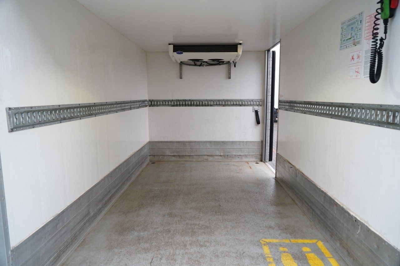 Малотоннажный рефрижератор Iveco DAILY 35-140 / CHŁODNIA / AGREGAT PULSOR 400 / W: фото 24 Малотоннажный рефрижератор Iveco DAILY 35-140 / CHŁODNIA / AGREGAT PULSOR 400 / W: фото 24