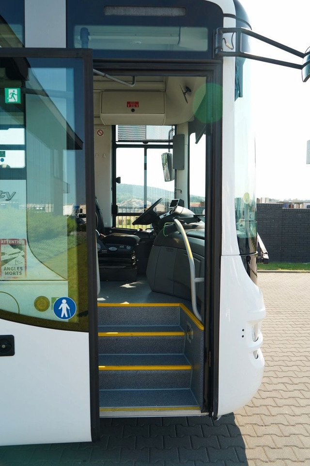 Пригородный автобус MAN INTERCITY / EURO6 / PRZEBIEG 63000 KM / SPROWADZ: фото 11