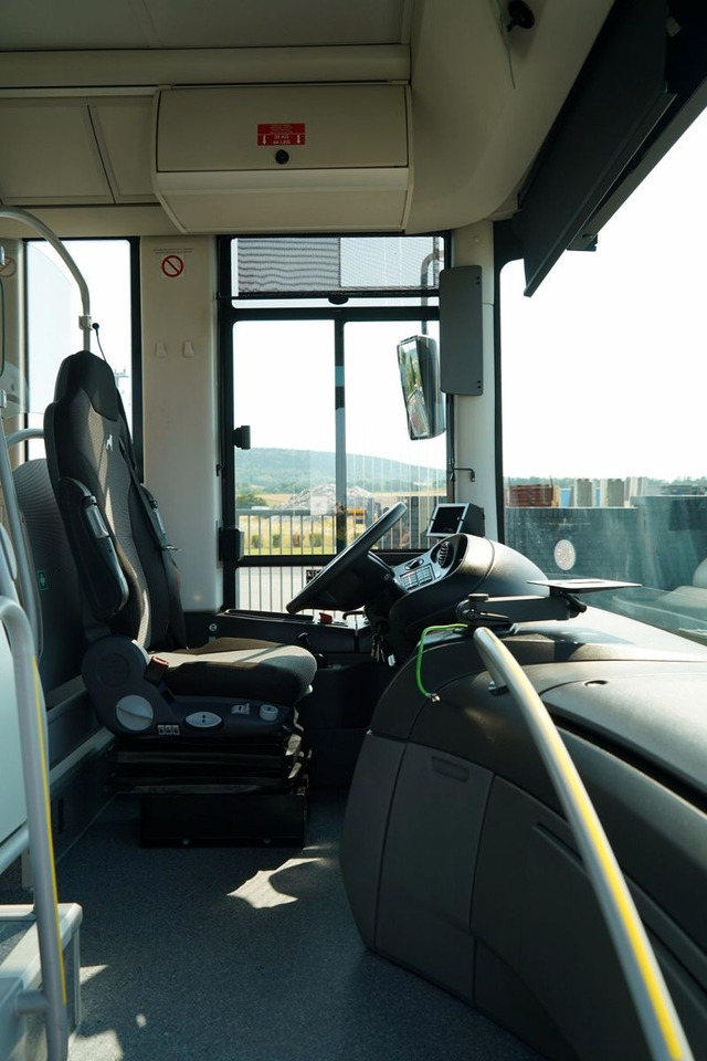 Пригородный автобус MAN INTERCITY / EURO6 / PRZEBIEG 63000 KM / SPROWADZ: фото 12