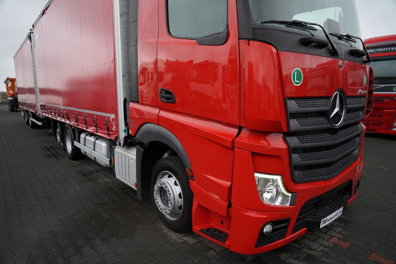 Mercedes-Benz ACTROS 2545 / ZESTAW TANDEM 120 M3 / PRZEJAZDOWY - Тентованный грузовик: фото 5 Mercedes-Benz ACTROS 2545 / ZESTAW TANDEM 120 M3 / PRZEJAZDOWY - Тентованный грузовик: фото 5