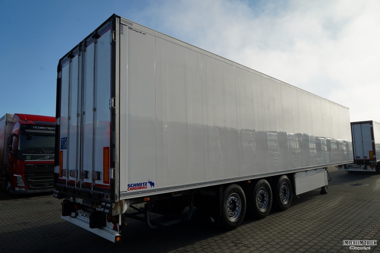 SCHMITZ / CHŁODNIA / THERMO KING SLX 300 / HAKÓWKA / OŚ PODNOSZONA / KOSZ NA PALETY - Полуприцеп-рефрижератор: фото 5 SCHMITZ / CHŁODNIA / THERMO KING SLX 300 / HAKÓWKA / OŚ PODNOSZONA / KOSZ NA PALETY - Полуприцеп-рефрижератор: фото 5
