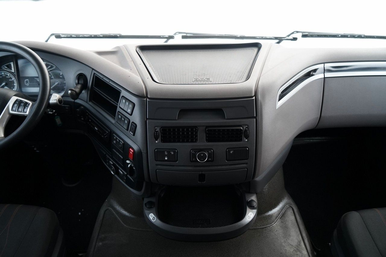 Тягач DAF XF 480 / MEGA /  SUPER SPACE CAB / LOW DECK / 20: фото 32
