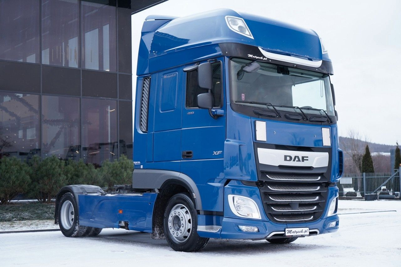 DAF XF 480 / MEGA / SUPER SPACE CAB / LOW DECK / 20 - Тягач: фото 2 DAF XF 480 / MEGA / SUPER SPACE CAB / LOW DECK / 20 - Тягач: фото 2