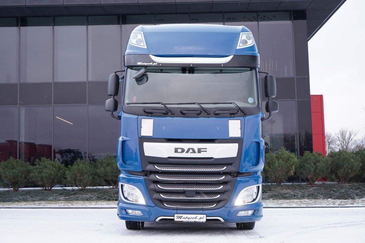 DAF XF 480 / MEGA / SUPER SPACE CAB / LOW DECK / 20 - Тягач: фото 3 DAF XF 480 / MEGA / SUPER SPACE CAB / LOW DECK / 20 - Тягач: фото 3