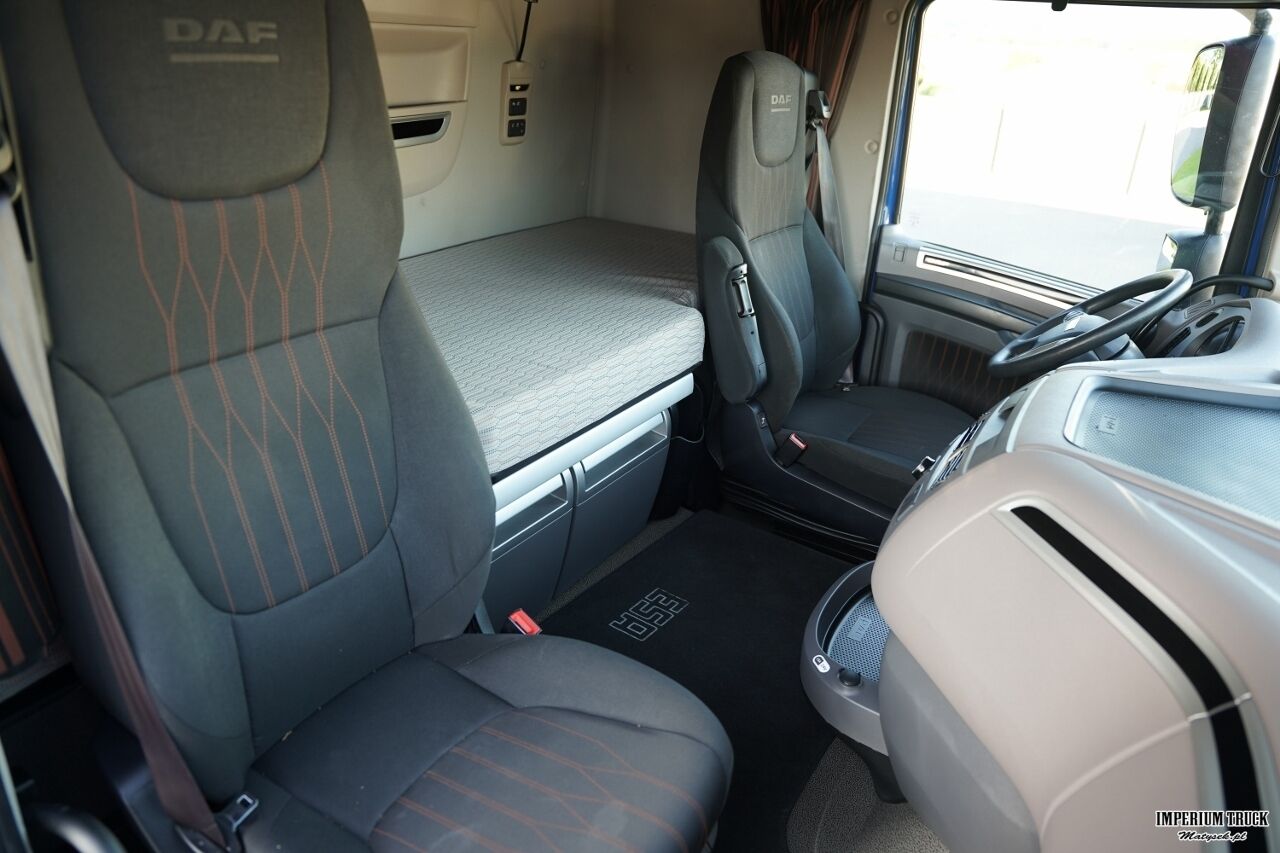 Тягач DAF XF 480 / MEGA / SUPER SPACE CAB / LOW DECK / 2022 ROK: фото 37 Тягач DAF XF 480 / MEGA / SUPER SPACE CAB / LOW DECK / 2022 ROK: фото 37