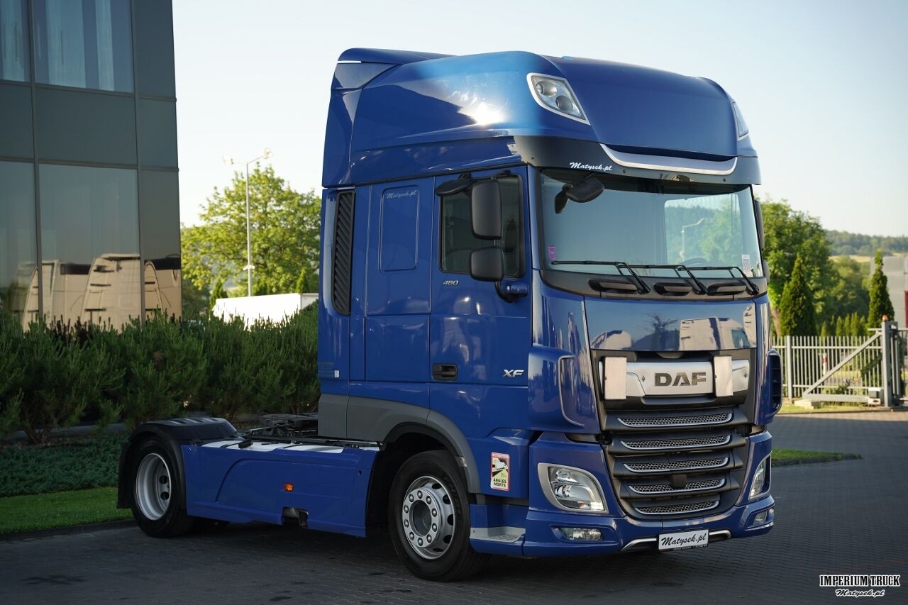 DAF XF 480 / MEGA / SUPER SPACE CAB / LOW DECK / 2022 ROK - Тягач: фото 2 DAF XF 480 / MEGA / SUPER SPACE CAB / LOW DECK / 2022 ROK - Тягач: фото 2