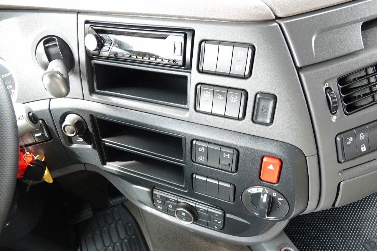 Тягач DAF XF 480 / SPACE CAB / 2018 R / SPROWADZONY / PO: фото 15 Тягач DAF XF 480 / SPACE CAB / 2018 R / SPROWADZONY / PO: фото 15