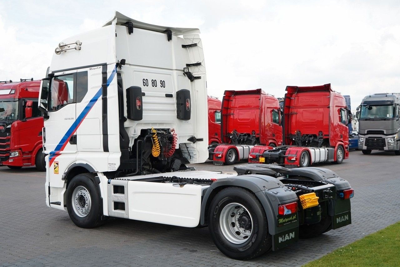 MAN TGX 18.510 / GX / RETARDER / NAVI / PO KONTRAKCI - Тягач: фото 4 MAN TGX 18.510 / GX / RETARDER / NAVI / PO KONTRAKCI - Тягач: фото 4