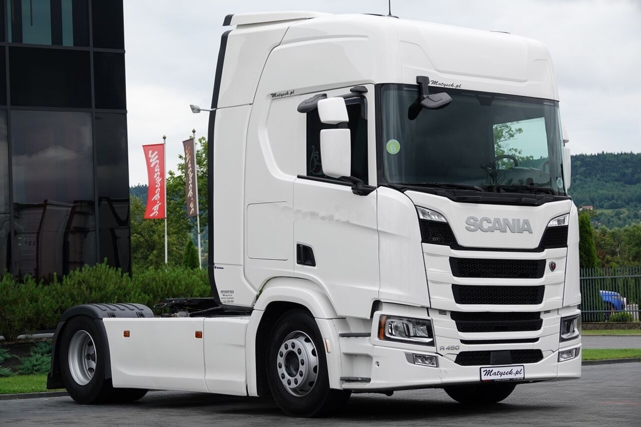 Тягач Scania R450: фото 1