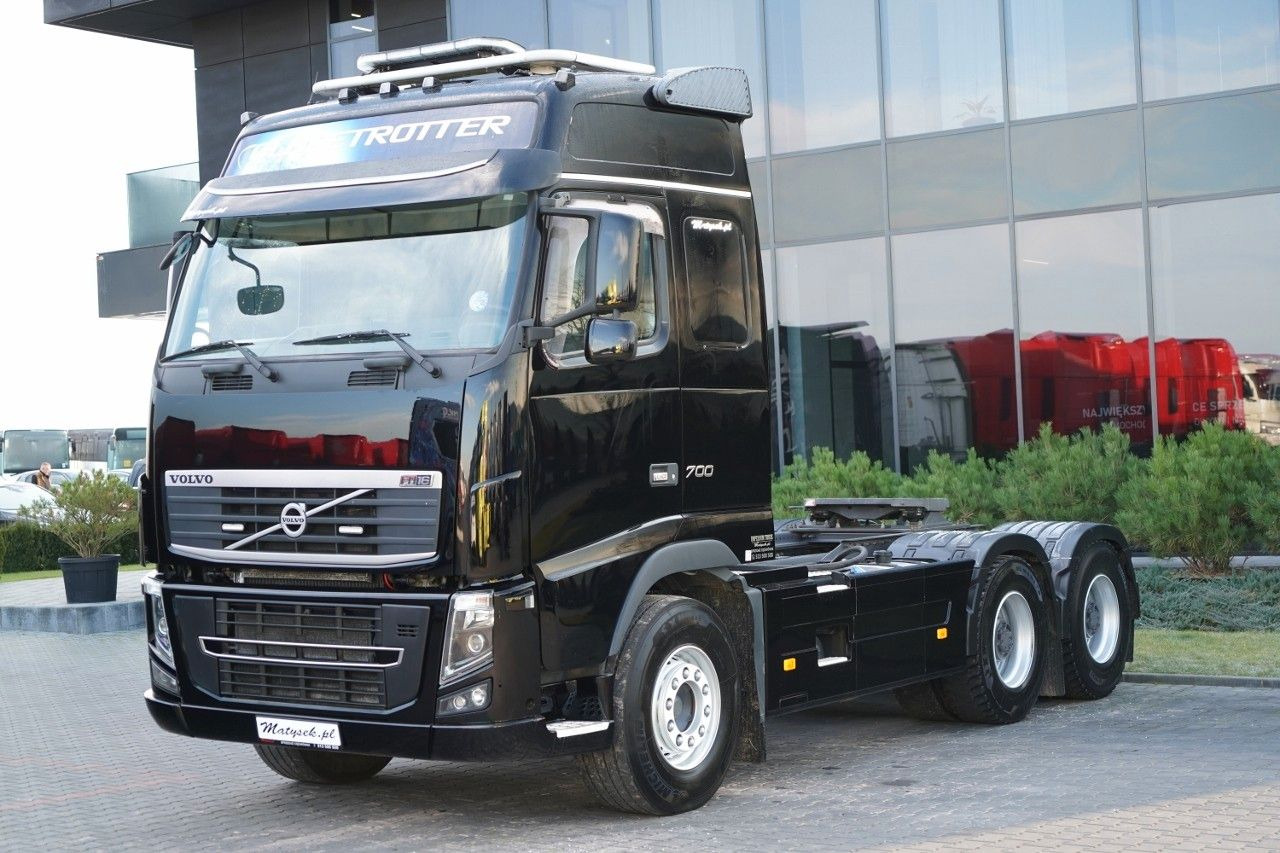 Volvo FH16 / 700 / 6x4 / HYDRAULIKA / RETARDER / 3 OSI - Тягач: фото 5 Volvo FH16 / 700 / 6x4 / HYDRAULIKA / RETARDER / 3 OSI - Тягач: фото 5
