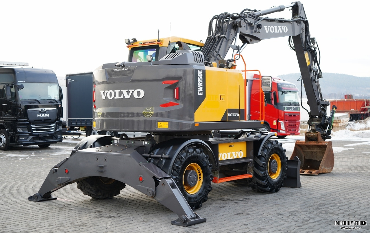 VOLVO EWR150E / KOPARKA KOŁOWA / ROTOTIL / JOYSTICK / POWERTILT OBROTNICA / 2019 ROK / - Колёсный экскаватор: фото 5 VOLVO EWR150E / KOPARKA KOŁOWA / ROTOTIL / JOYSTICK / POWERTILT OBROTNICA / 2019 ROK / - Колёсный экскаватор: фото 5