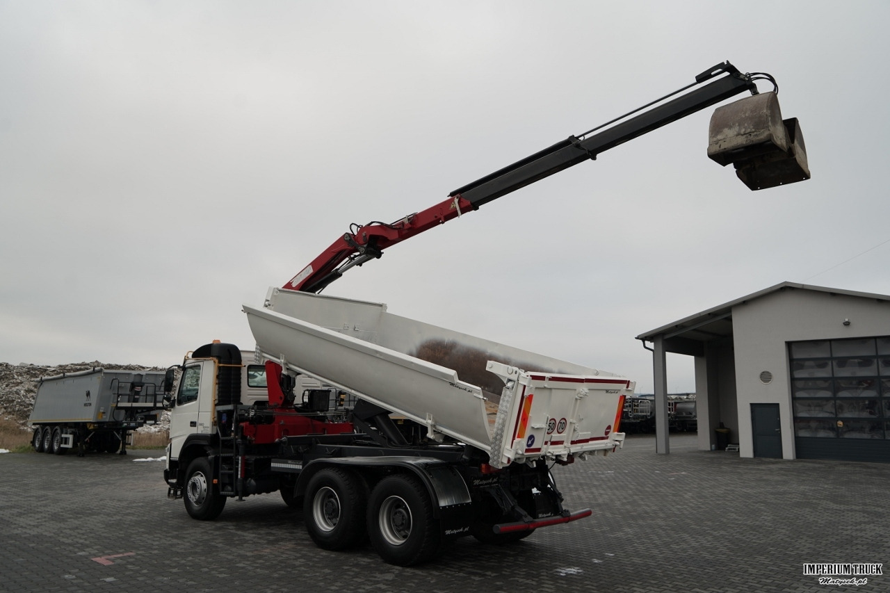 VOLVO FMX 380 / 6x4 / WYWROTKA + HDS HMF 1820 K2 / HYDROBURTA / STEROWANIE RADIOWE / CHWYTAK / ROTATOR / EURO 6 - Самосвал, Автоманипулятор: фото 3 VOLVO FMX 380 / 6x4 / WYWROTKA + HDS HMF 1820 K2 / HYDROBURTA / STEROWANIE RADIOWE / CHWYTAK / ROTATOR / EURO 6 - Самосвал, Автоманипулятор: фото 3