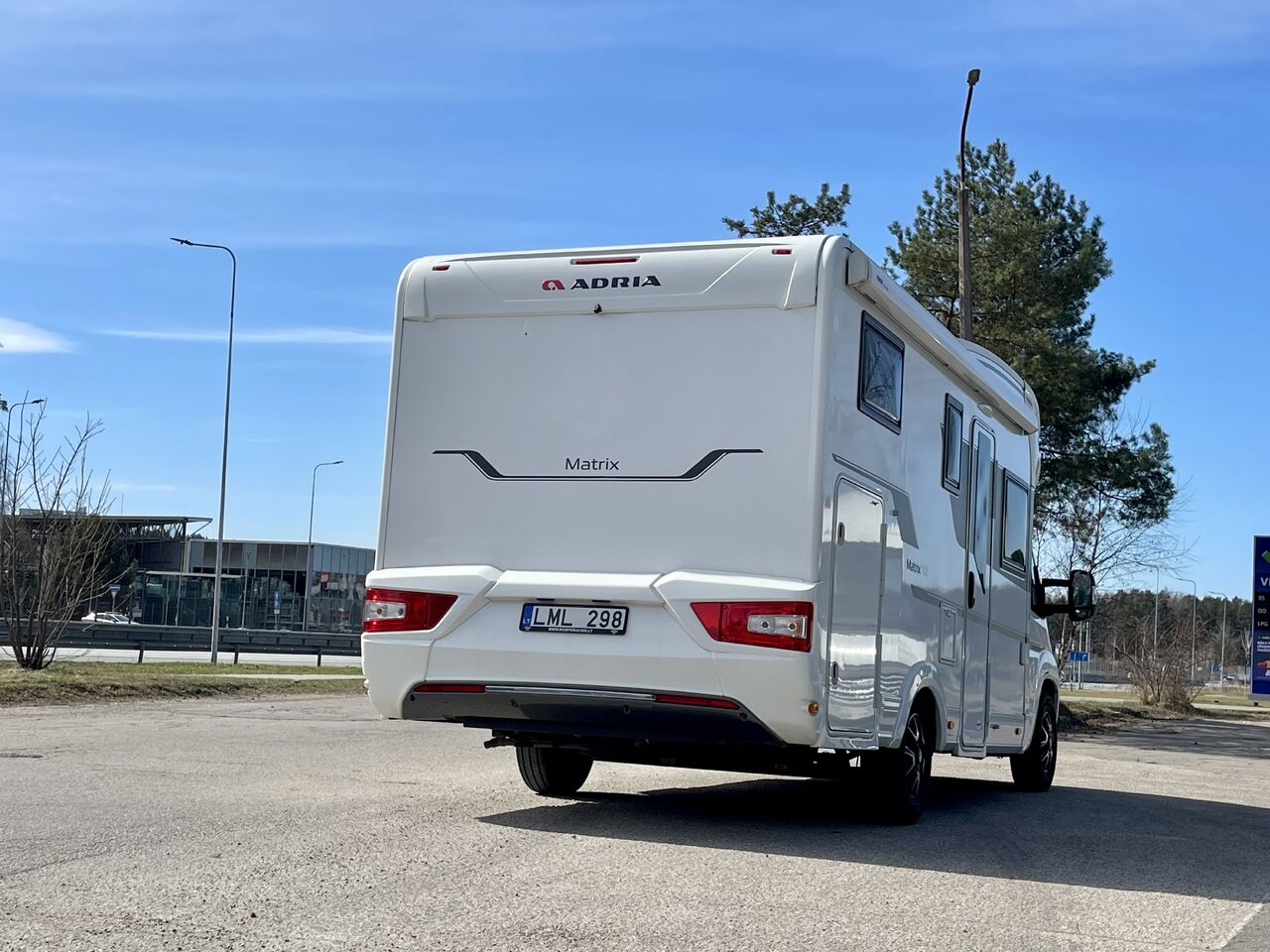ADRIA Matrix Axess 600SP - Полуинтегрированный автодом: фото 4 ADRIA Matrix Axess 600SP - Полуинтегрированный автодом: фото 4